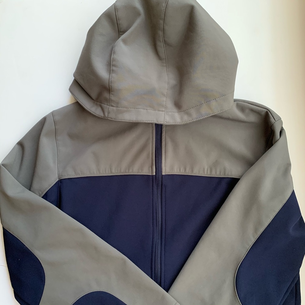 Weatherproof jacket - Picture 2 of 8